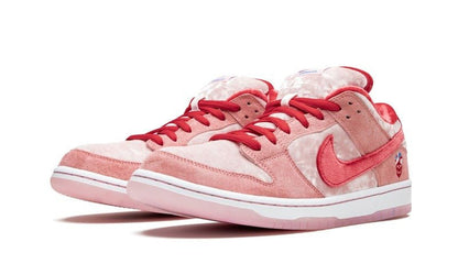 Nike Dunk Low Strangelove F&F (Special Box) - The Sneaker Doctor